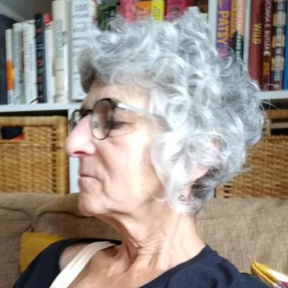 Meet your Posher, Deborah